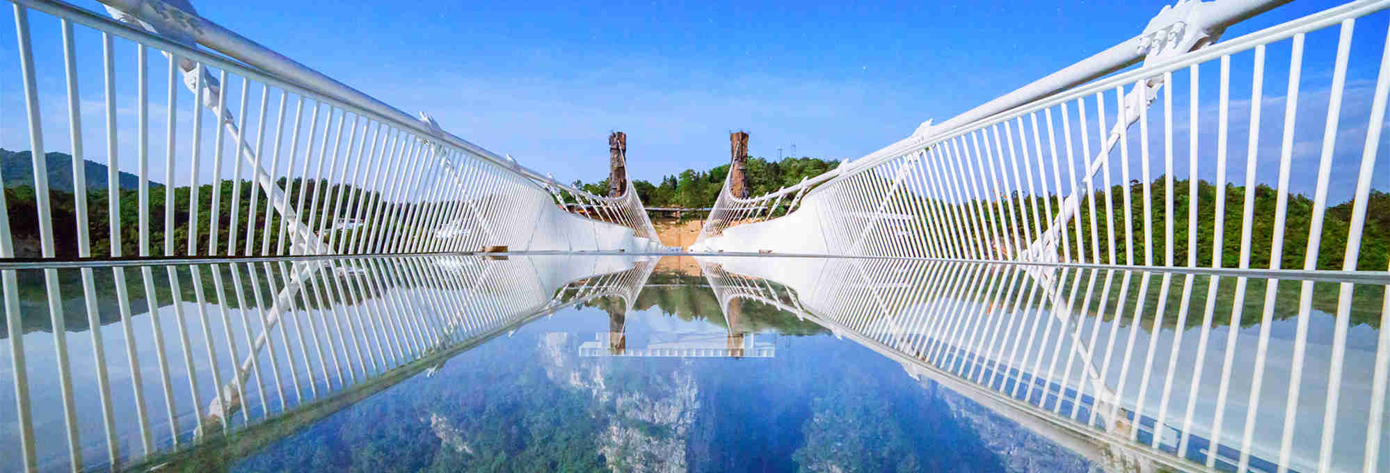 One-day Private Tour to Zhangjiajie Grand Canyon and Baofeng Lake